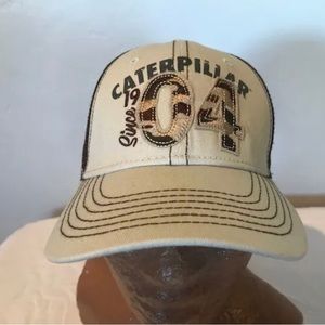 CAT Caterpillar Baseball Hat Cap Since 1904 w/camo 04 Unique Construction NWOT